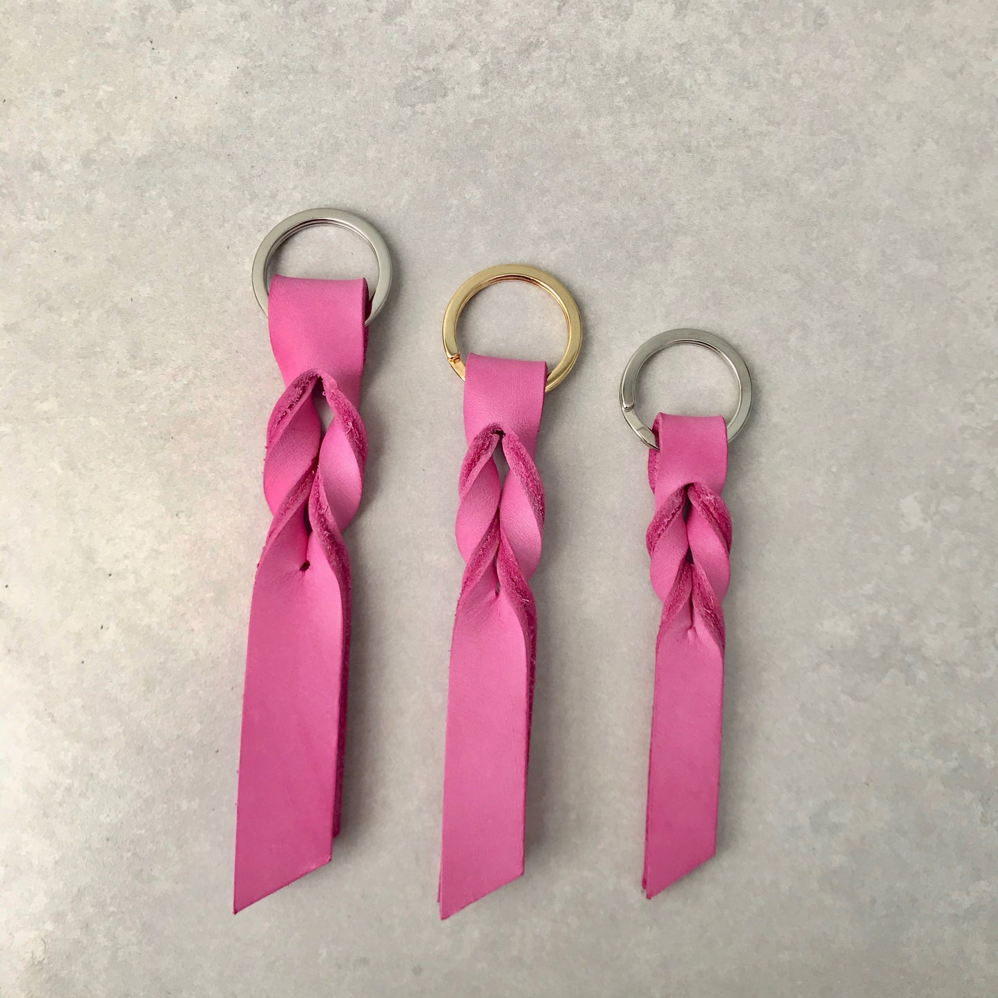 Twist Keyring - Hot Pink