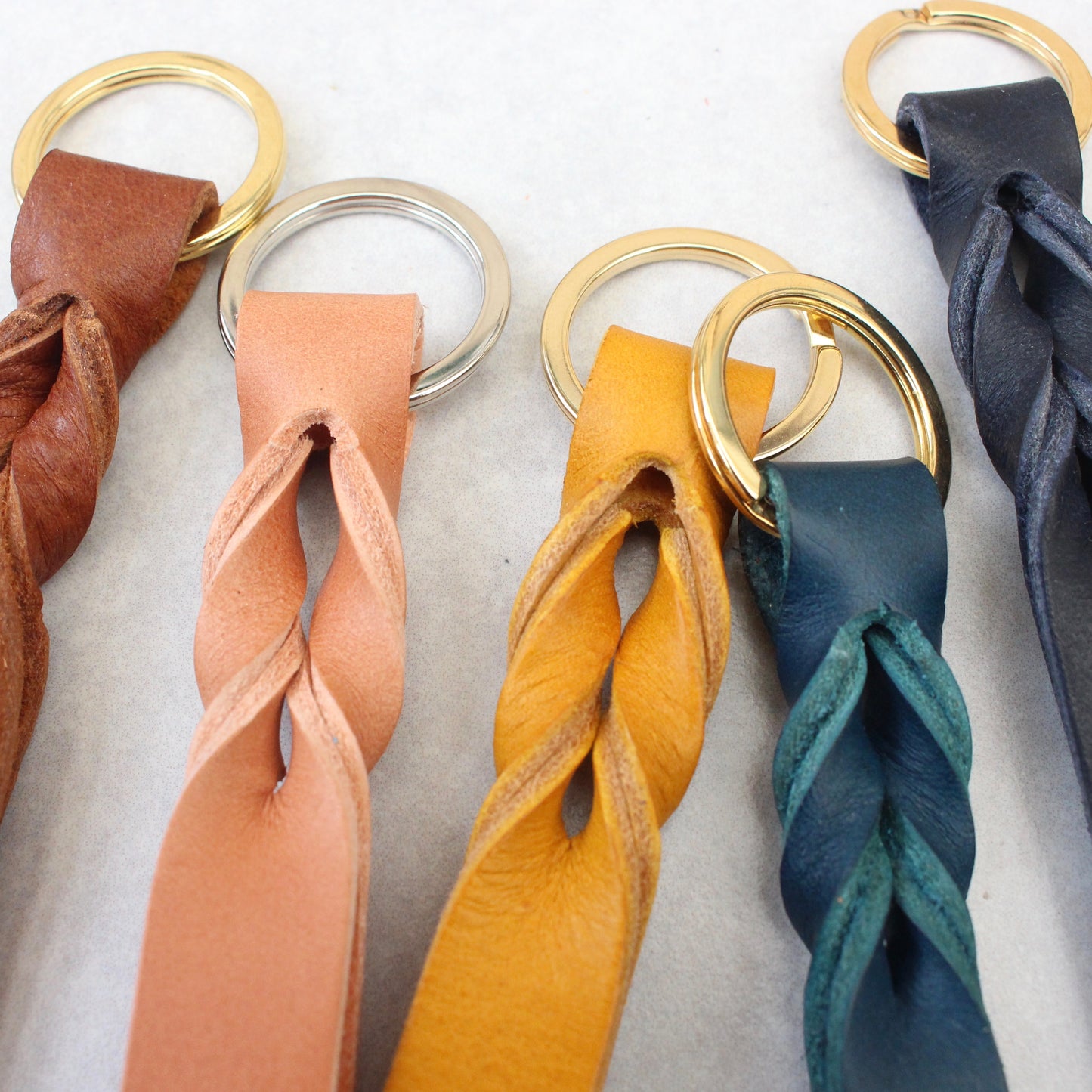 Twist Keyring - Various Colours