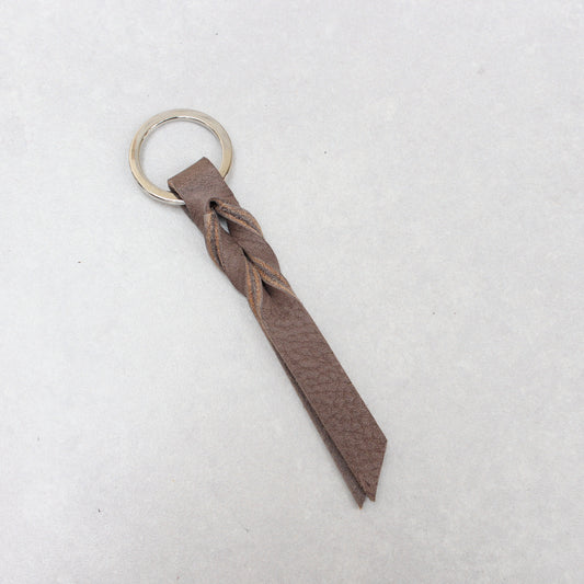 Twist Keyring - Taupe Tumblegrain