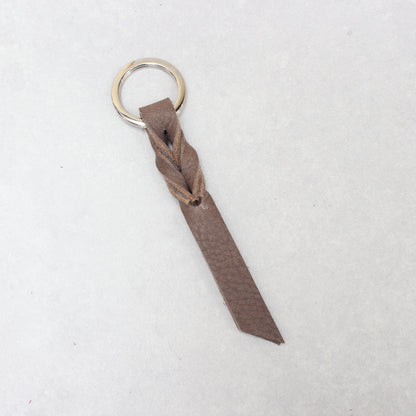 Twist Keyring - Taupe Tumblegrain