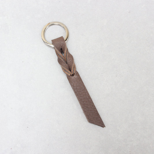 Twist Keyring - Taupe Tumblegrain