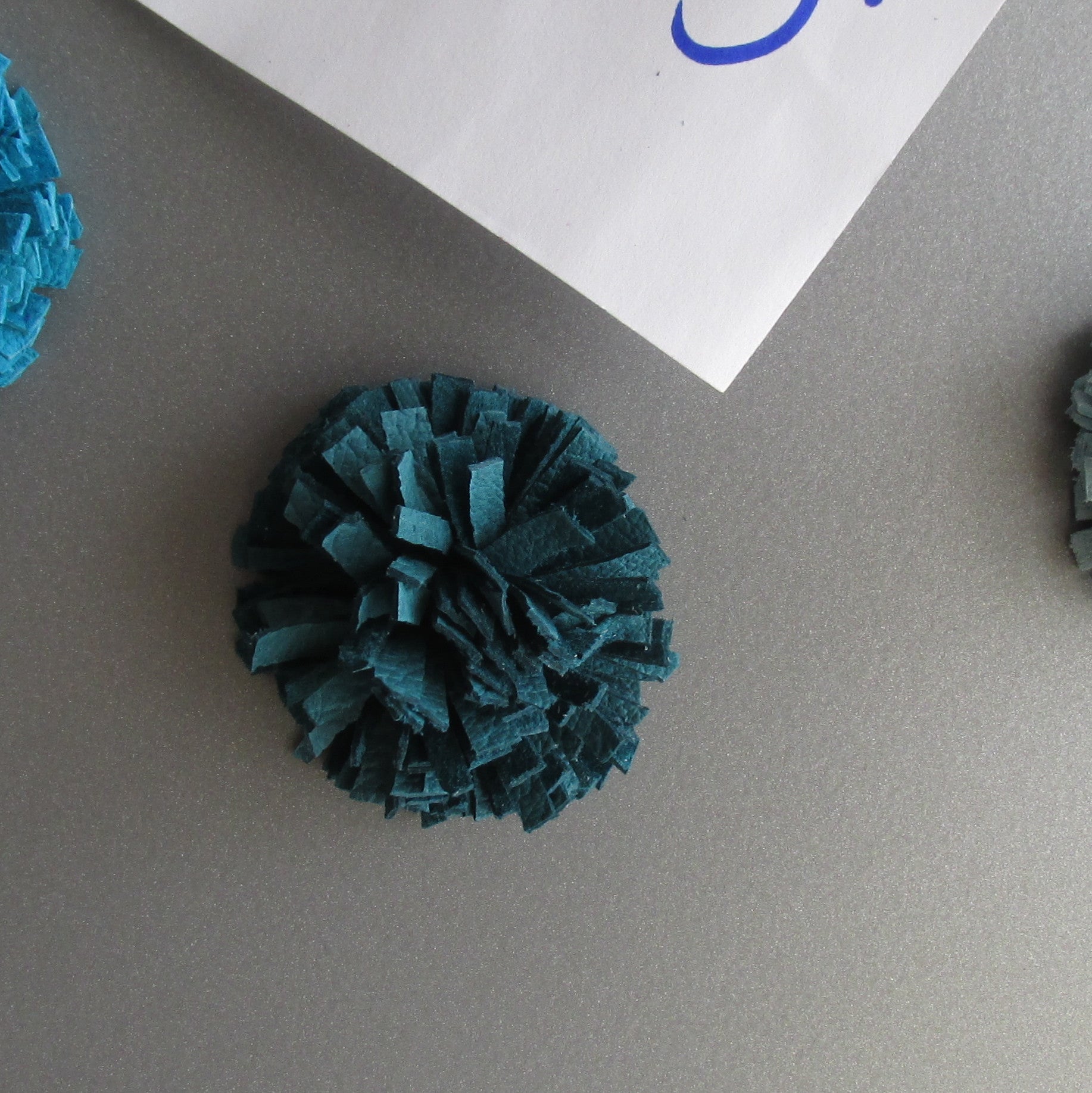 Pompom Magnet - Teal
