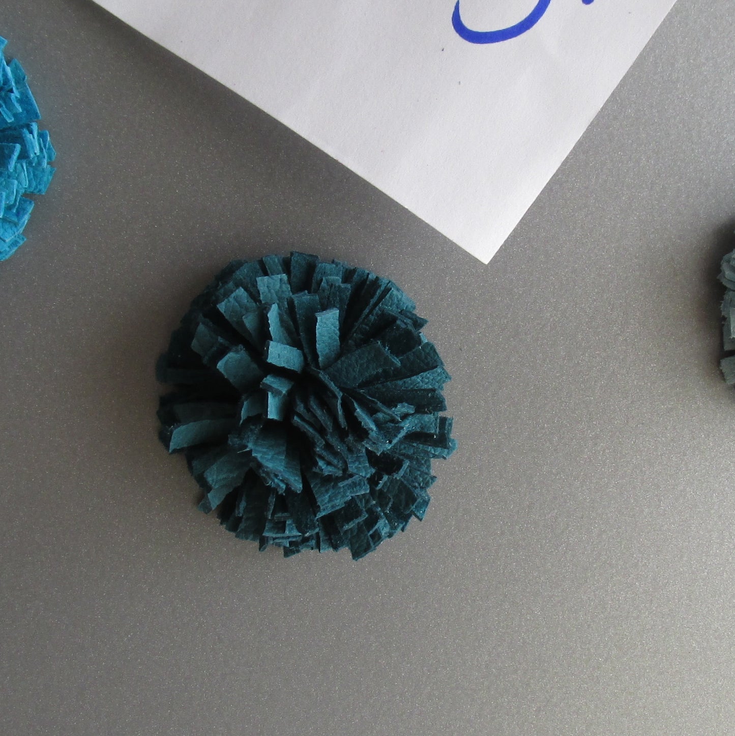 Pompom Magnet - Teal