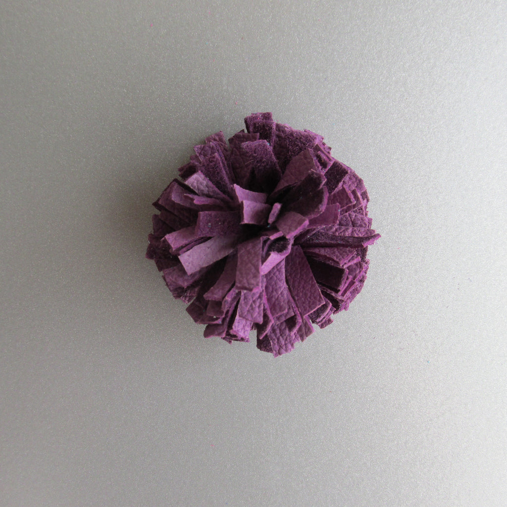 Pompom Magnet - Purple