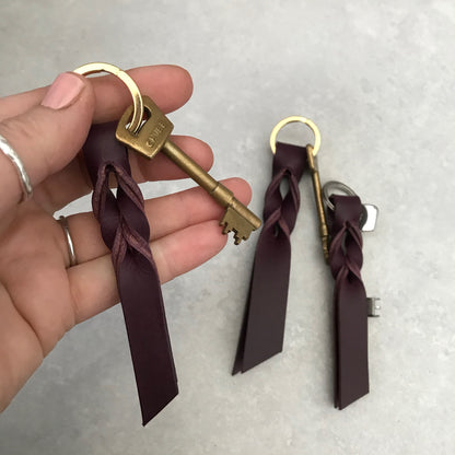 Twist Keyring - Purple