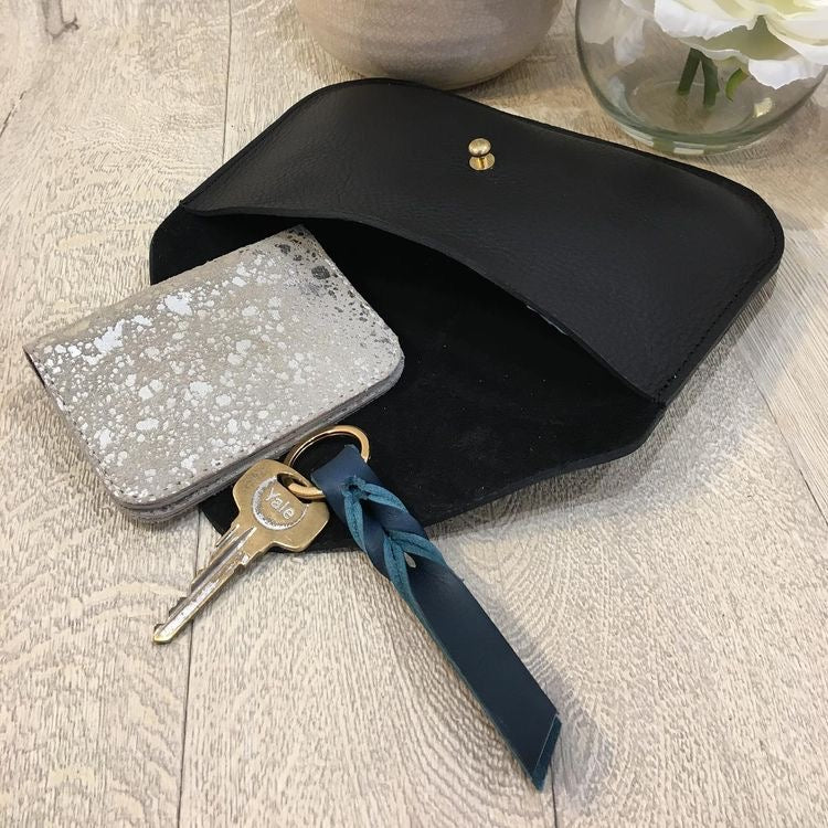 Twist Keyring - Mid brown