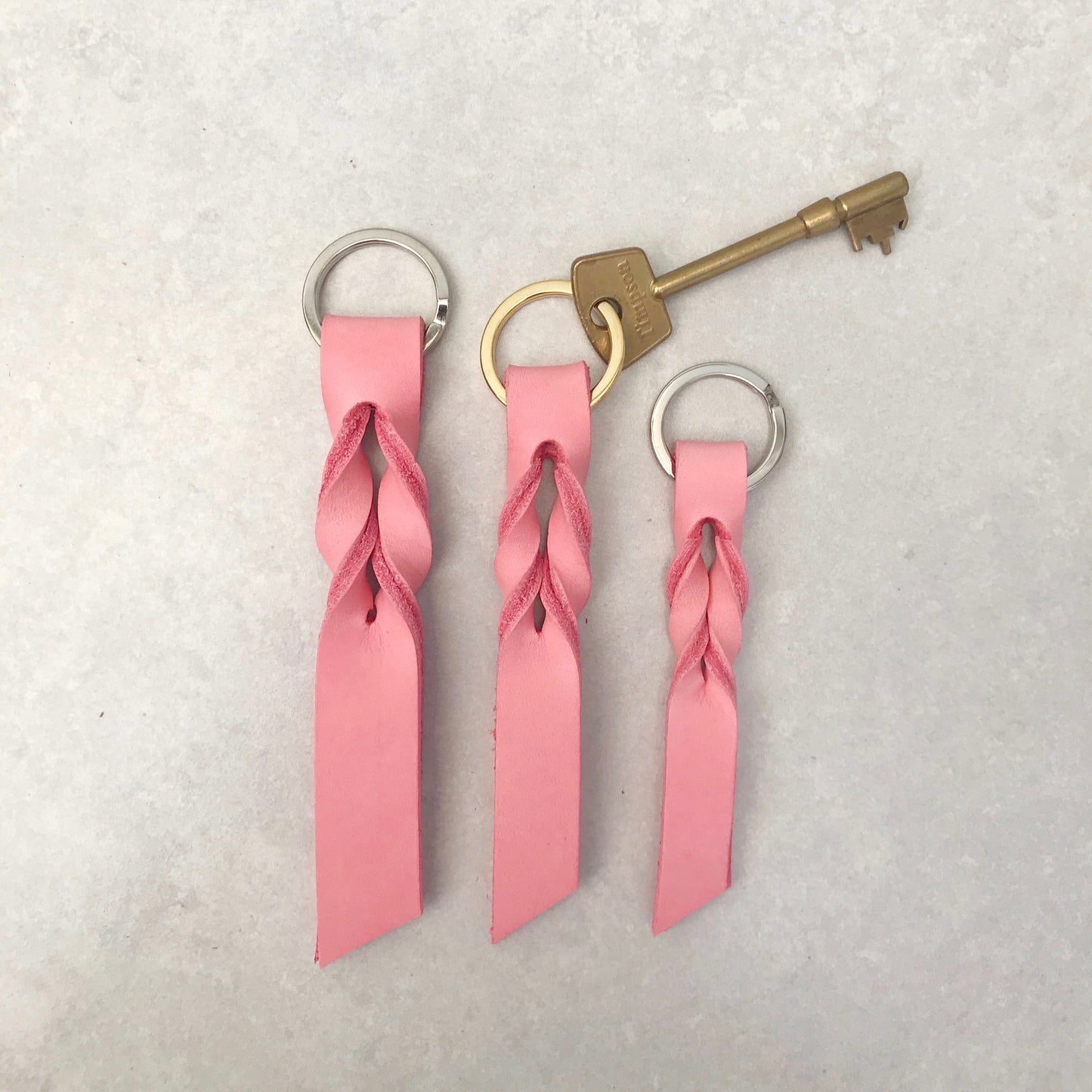 Twist Keyring - Rose Pink