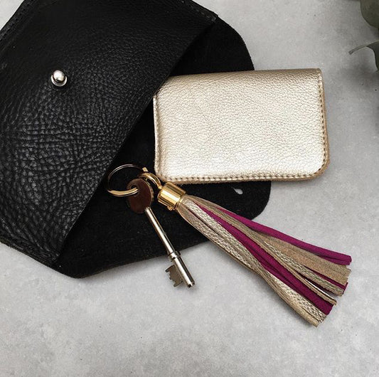 Kingsbury Pouch - Burgundy Tumblegrain