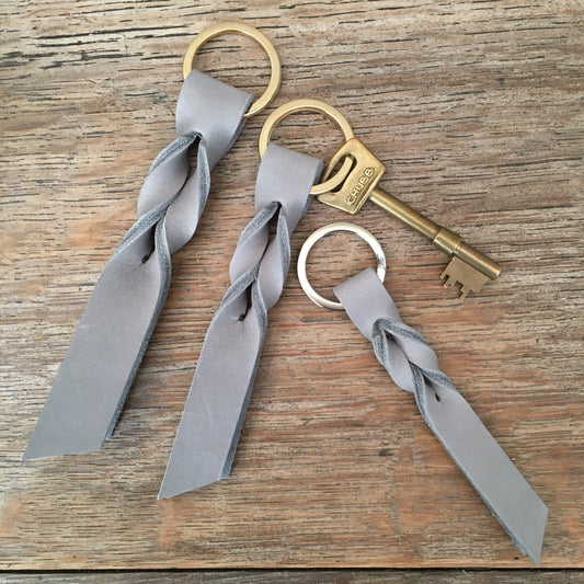 Twist Keyring - Grey